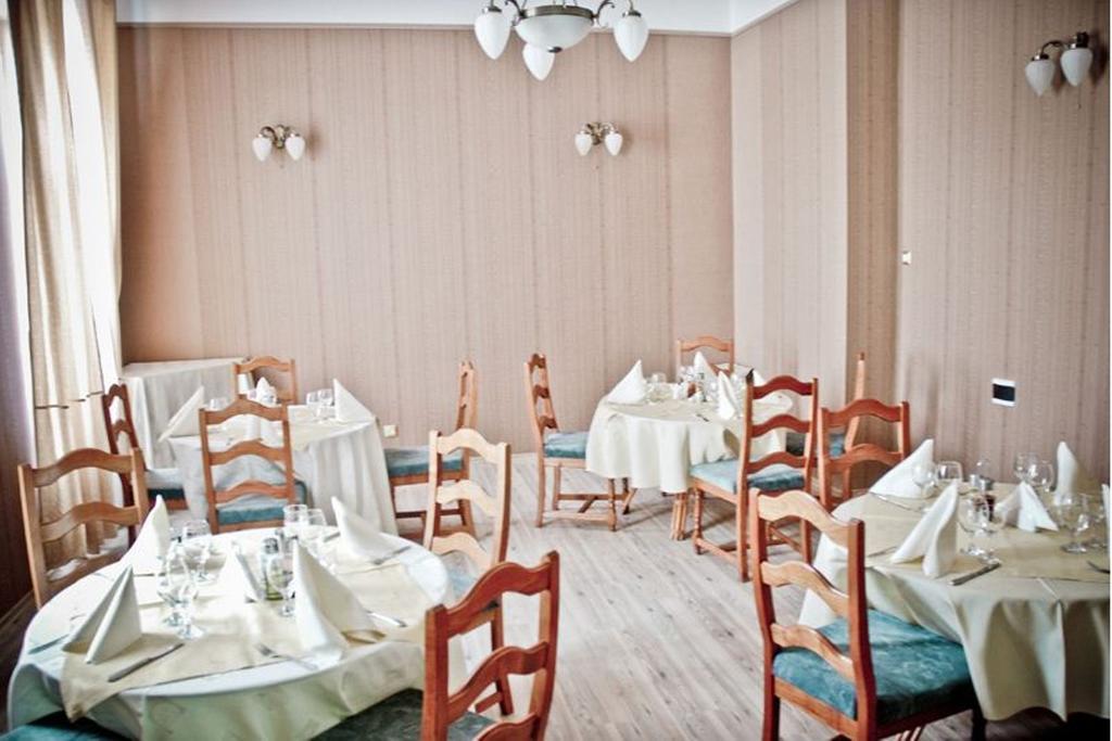 Hotel Arad Buitenkant foto