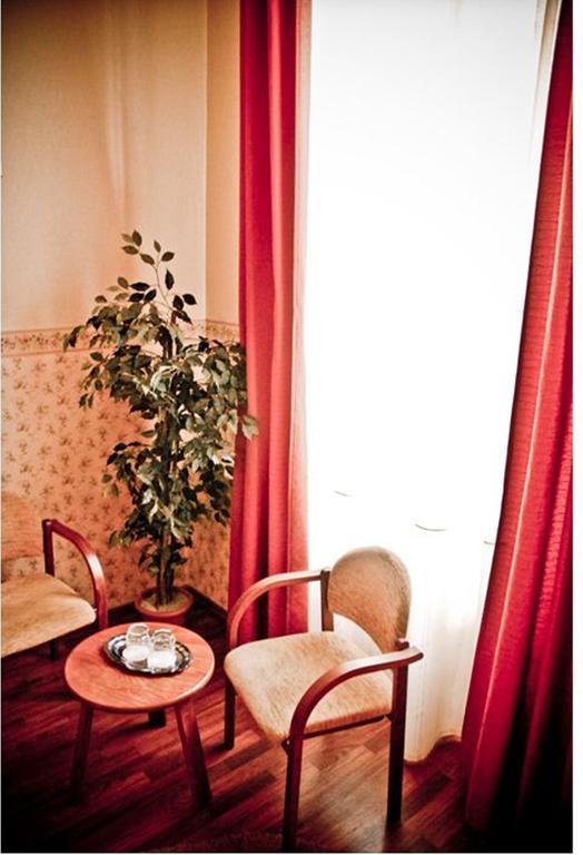 Hotel Arad Buitenkant foto